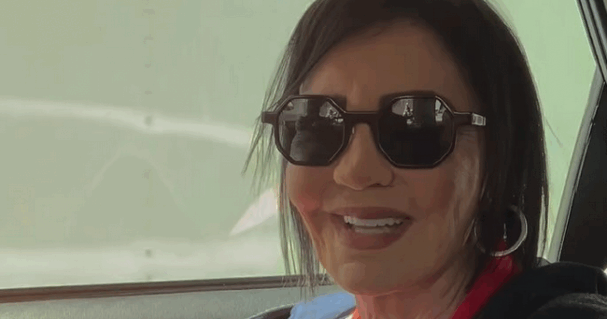 “La mia non è paura di invecchiare in sé, di dolori, di malattie. Voglio vedere crescere i miei nipoti e invecchiare i miei figli ma so che c’è una data di scadenza e mi fa paura”: così Fiordaliso