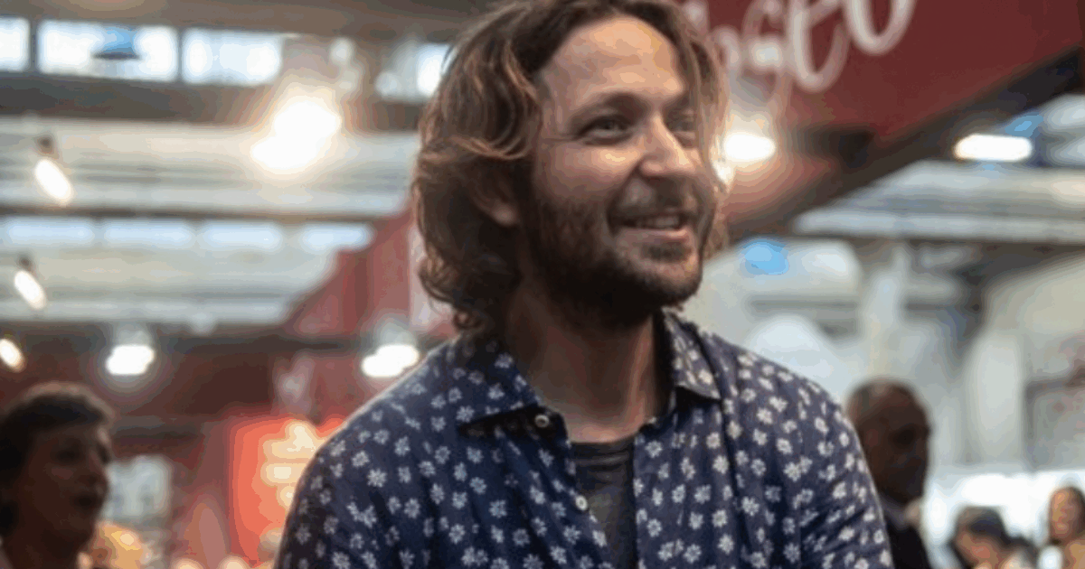 “Non faccio il falegname in Umbria. Vivo a Roma e non da eremita. Perché sono sparito? Per tanti motivi. È stato un bisogno quasi fisiologico”: parla Silvio Muccino