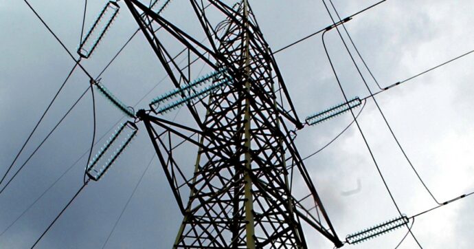 Danneggiata la linea di Terna in Friuli: problemi per l’Oleodotto Transalpino. Inchiesta con 007 italiani e tedeschi