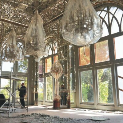 Copertina di Iran, l’altra guerra è ai tesori d’arte: in macerie troni e palazzi reali