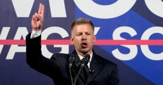 Magyar chiude l’èra di Orbán in Ungheria, ma non abbastanza per cambiare la Carta