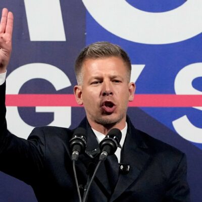 Copertina di Magyar chiude l’èra di Orbán in Ungheria, ma non abbastanza per cambiare la Carta