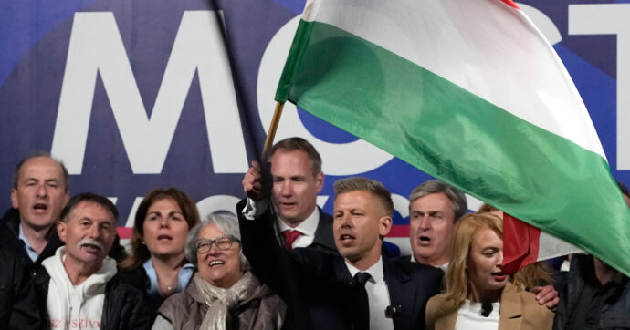 Ungheria, Magyar dopo la vittoria: “Saremo alleati di Ue e Nato”. Meloni: “Grazie a Orban”. Cremlino: “Non ci congratuliamo, non è un Paese amico”