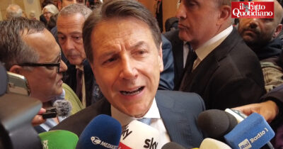 Copertina di Conte: “Il voto in Ungheria è una sconfitta per Netanyahu, Salvini, Meloni e Trump”