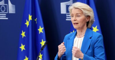 Copertina di Von der Leyen: “I governi evitino di fare deficit per gli aiuti anti-crisi”