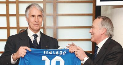 Copertina di La crisi del calcio, la barzelletta del rinnovo. Per la Federazione in corsa Malagò e Abete