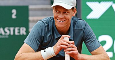 Copertina di Sinner ha cambiato tutto: Montecarlo ribalta gli equilibri con Alcaraz. Panatta: “Ha vinto la forza mentale”