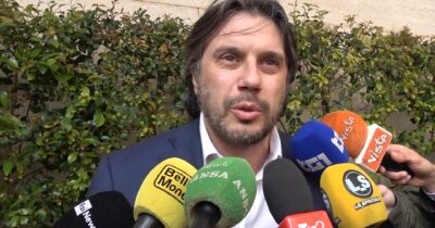 Copertina di Silvestri (M5s) attacca FdI: “Coinvolta in ogni scandalo possibile, con società legate alla mafia. E gettano fango su di noi”