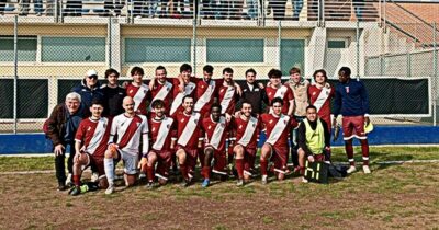 Copertina di “Voglio vedere i permessi di soggiorno”: è polemica per la richiesta di un arbitro a due calciatori prima della gara. “Siamo allibiti”