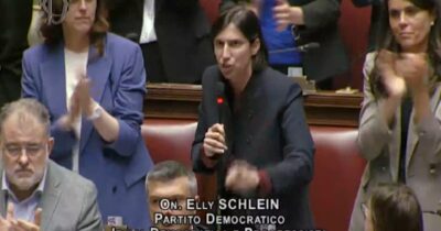 Copertina di Così Schlein difende Meloni in Aula: “Ferma condanna per l’attacco di Trump, l’Italia è Paese libero e sovrano”