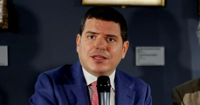 Galvagno, 8 milioni di contributi a pioggia: premiati associazioni ed enti del suo paese. Il presidente del Consiglio regionale siciliano è il delfino di La Russa