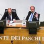 Copertina di I soci del Monte dei Paschi di Siena rimettono in sella Luigi Lovaglio. Delfin volta le spalle a Caltagirone