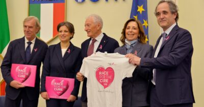 Copertina di Lotta al tumore al seno, torna a Roma la Race for the Cure: quattro giorni dedicati a prevenzione, sport e solidarietà