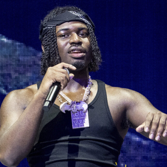 D4vd arrestato per l’omicidio di Celeste Rivas Hernandez. Il corpo della 14enne era “smembrato, coperto di insetti e con un forte odore di decomposizione” nell’auto dell’artista