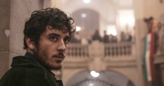 D’Annunzio in salsa seriale: “Alla festa della rivoluzione” tra storia e cliché