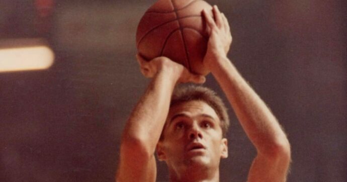 Addio a Oscar Schmidt, leggenda del basket mondiale e simbolo del Brasile. Fu la star della Juve Caserta