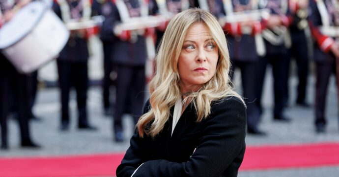 Costituzionalisti contro. Il Melonellum? “Una legge truffa come per i pm”