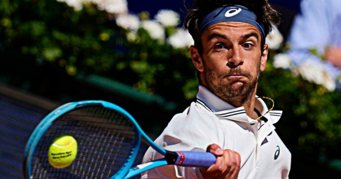 Musetti è fuori ai quarti di Barcellona: netta sconfitta contro Arthur Fils