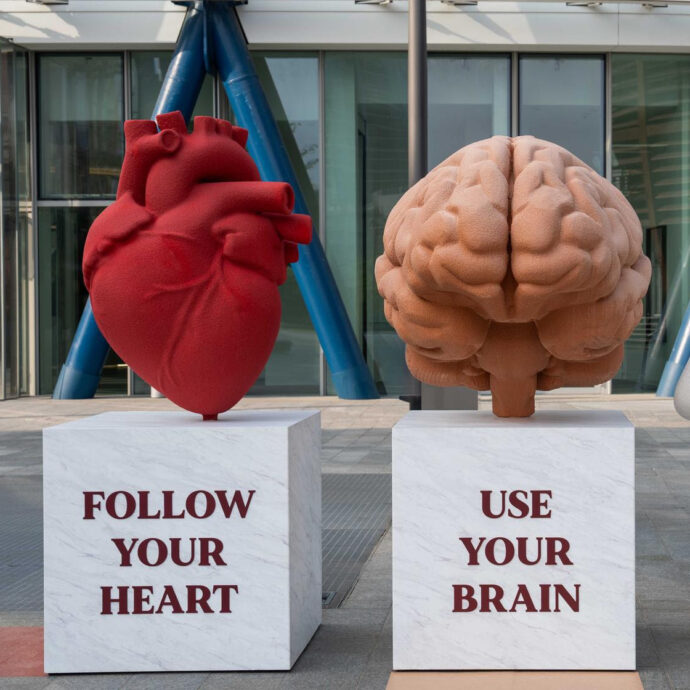 Fuorisalone 2026, la guida completa: le installazioni più scenografiche e gli eventi nei distretti di Milano, da Alcova alla Statale e Dropcity