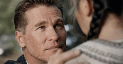 Copertina di Val Kilmer rivive con l’Intelligenza artificiale nel trailer di “As Deep as the Grave”: “Gli eredi hanno autorizzato la riproduzione e sono stati ricompensati”