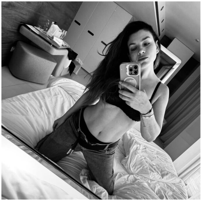 “Allenamento e piano alimentare. Lo stavo aspettando un commento da stro**a, sei arrivata prima brava”: Emma risponde a chi l’accusa di usare Ozempic per dimagrire