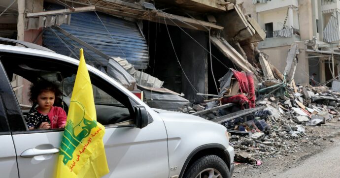 In Libano c’è la prima vittima della tregua armata: un francese di Unifil, e l’Idf attacca dietro la “linea gialla”