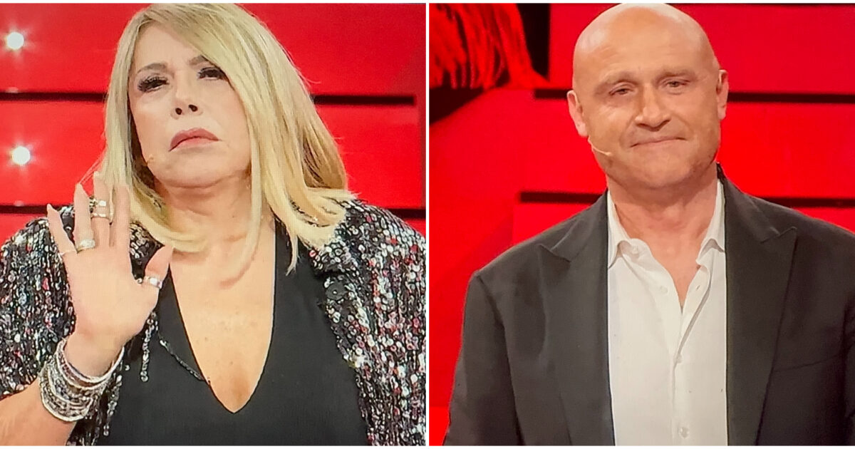 Amici 25, Anna Pettinelli attacca Rudy Zerbi: “L’unica cosa piatta che hai è l’elettroencefalogramma”. Gard si blocca e Amadeus lo incoraggia: “Incidenti che capitano a Sanremo”. Eliminata Kiara
