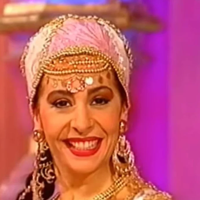 “Volevano i numeri del Lotto e quando gli rispondevo che ero un’attrice rispondevano: ‘fa ‘niente, dacceli lo stesso’. Un turista mi catturò, come se fossi un animale”: così la “zingara” Cloris Brosca