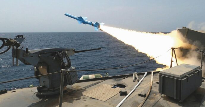 Negoziati: Usa in Pakistan, ma  l’Iran non si fida. Forte del 70% dei missili