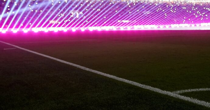 Arresti per escort di lusso a Milano: c’era anche il pacchetto “servizio dopopartita”, coinvolti diversi calciatori di Serie A