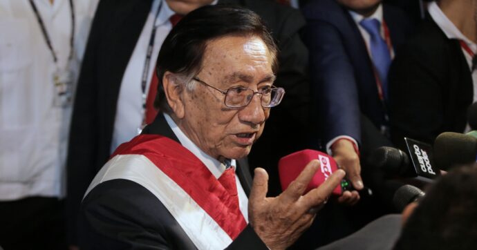 Il Perù sospende l’acquisto di 24 jet dagli Usa e Washington li minaccia: “Useremo ogni mezzo per tutelare i nostri interessi”