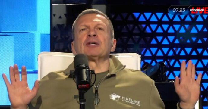 Solovyov in tv insulta Giorgia: “È un’idiota, fascista, vergogna della razza umana”