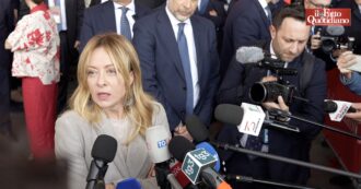 Copertina di Dl Sicurezza, Meloni rilancia sul “premio” per i rimpatri: “È l’Ue che ci chiede di intensificarli”