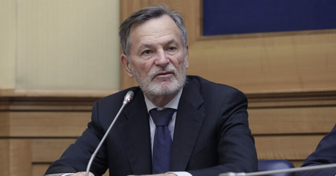 Meloni nomina cinque nuovi sottosegretari: il senatore di FdI Balboni va alla Giustizia al posto di Delmastro