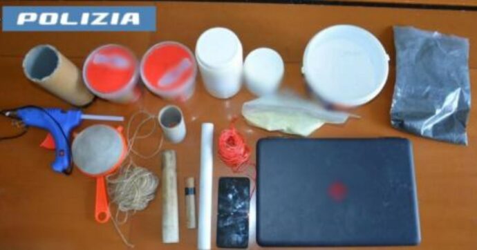 “Colpire il mondo reale”, smantellata rete suprematista che istigava all’odio: un 19enne ai domiciliari. Insulti contro Meloni e Schlein