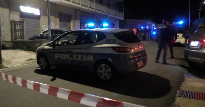 Madre getta nel vuoto tre figli, poi si suicida