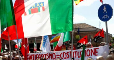 Copertina di L’Anpi: “Difendiamo antifascismo e art. 11”