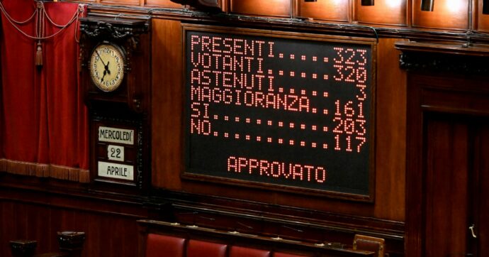 Sicurezza, Meloni si incarta sui soldi: il nuovo decreto non ha coperture. Una norma attuativa per farlo saltare