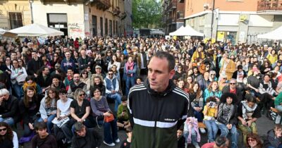 Copertina di Zerocalcare a Torino: “Sembra il G8 2001”