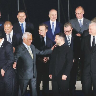 Copertina di Ue, 90 mld a Kiev. Poi ingresso e art.5