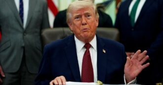 Trump torna a minacciare Italia, Spagna e Germania: “Potrei ritirare parte delle truppe da quei Paesi”. Crosetto: “Non ne capirei le ragioni”