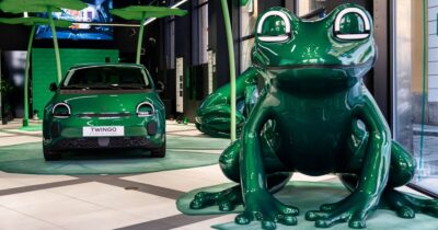 Copertina di Renault Twingo, la rana che sorride. Un ritorno inatteso che cambia le prospettive