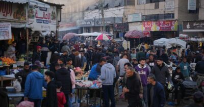 Copertina di Gaza, per la prima volta dopo 20 anni si torna a votare: gli abitanti di Deir Al-Balah chiamati a scegliere il sindaco