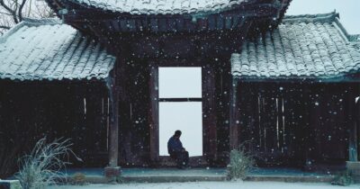 Copertina di Un viaggio psichedelico in compagnia del ‘’delirante’’: la recensione di ‘’Resurrection’’ di Bi Gan