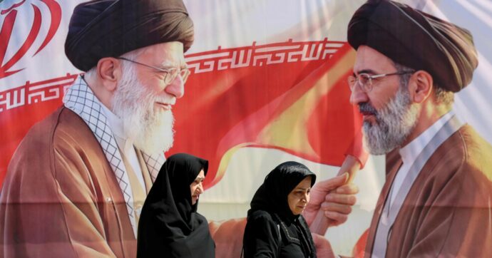 La strategia della “dissimulazione sciita” dell’Iran: “Sembrare divisi per compattarsi”. Ecco chi comanda nella Repubblica islamica