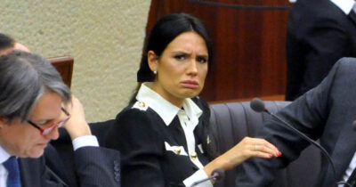 Copertina di La grazia a Minetti può essere annullata? I casi di revoca e l’ipotesi contro-decreto: i dubbi su uno scenario senza precedenti