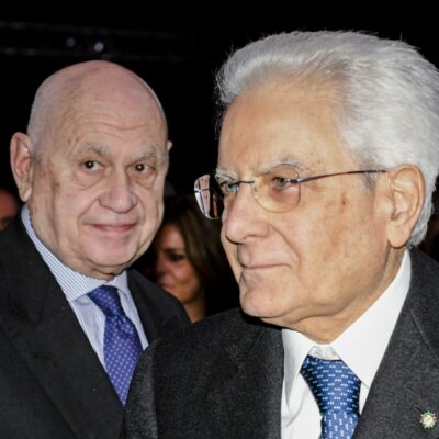 Copertina di Mattarella convoca Nordio e gli ricorda che la grazia la può concedere solo il presidente della Repubblica