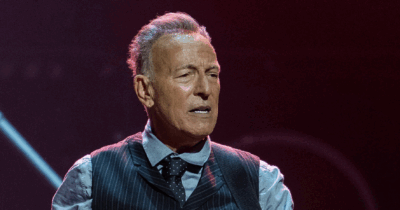 Copertina di “Una preghiera di ringraziamento perché né il nostro Presidente, né alcun membro dell’amministrazione è rimasto ferito”: così Bruce Springsteen dopo l’attentato