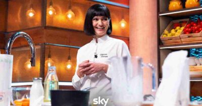 Copertina di “Giudice a MasterChef Italia? Non mi dispiacerebbe. Sarebbe ipocrita non dire che da quando vado in tv il ristorante, che già andava benissimo, è del tutto pieno”: così Chef Chiara Pavan