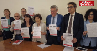 Copertina di Landini: “Non è il tempo di investire in armi ma in salute e sicurezza. Per il governo il lavoro esiste solo il 1° maggio, si fermassero”